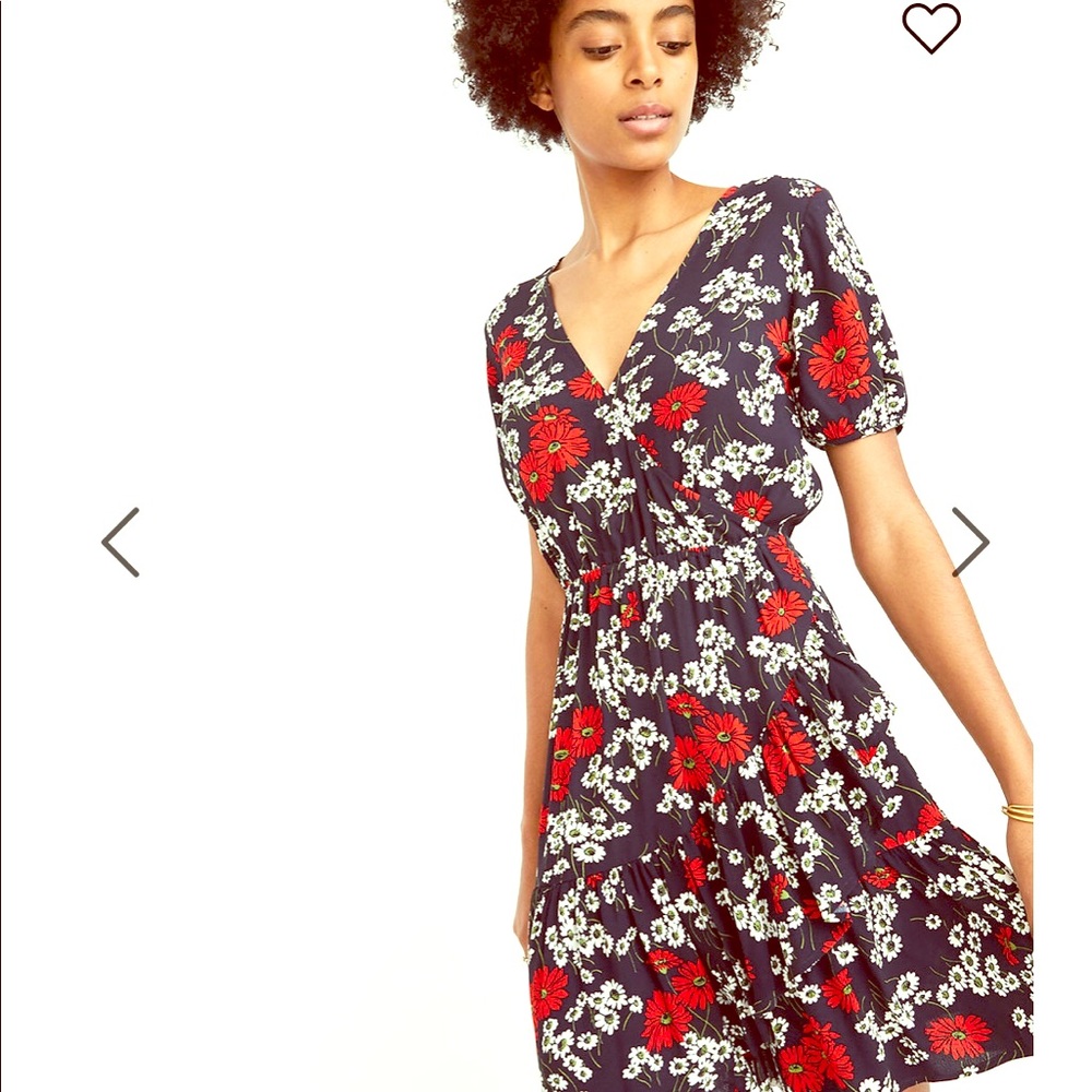 NWT Ruffle-Wrap Dress in Hillside Daisies